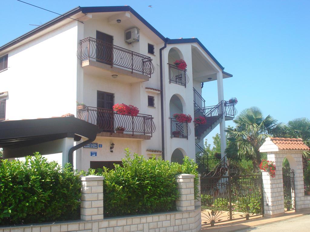 Apartments Jasna Umag Zewnętrze zdjęcie